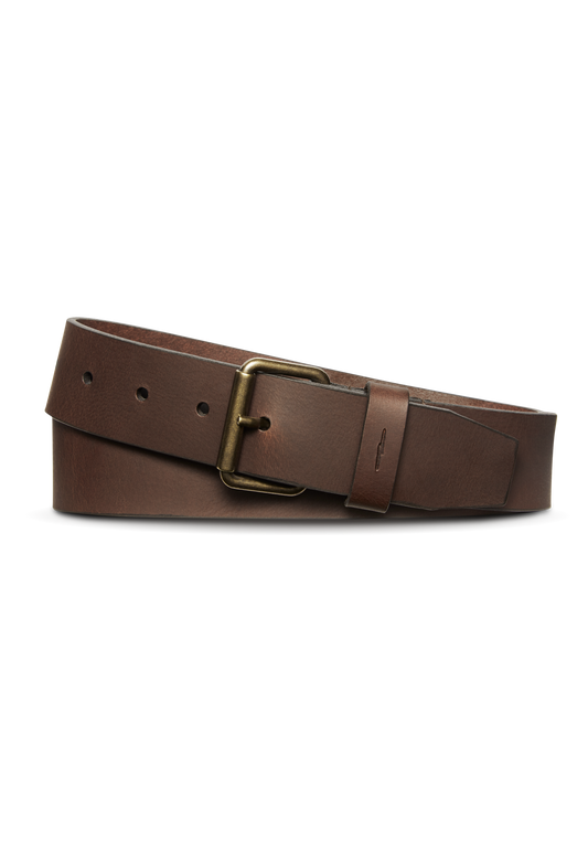 The Shinola 1 1/2" Rambler Belt in dark brown features bridle leather, a brass buckle, multiple adjustment holes, and a classic handcrafted design—an enduring accessory shown against a white background.